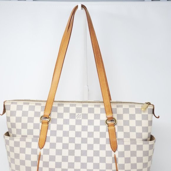 Auth Louis Vuitton Totally MM Damier Azur Tote Bag - Picture 4 of 16
